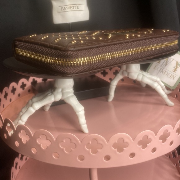 IVY LONDON dark coffee Color with Gold hardware! NEW WITH TAGS! - Picture 6 of 13